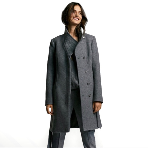 Aritzia Babaton “Connor” Coat in Heather Grey - Picture 3 of 11